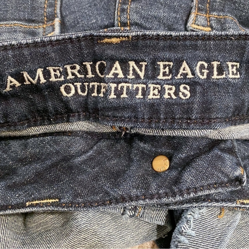 American Eagle | Super Stretch Jean Shorts Dark Wash Size 2 - Picture 5 of 6